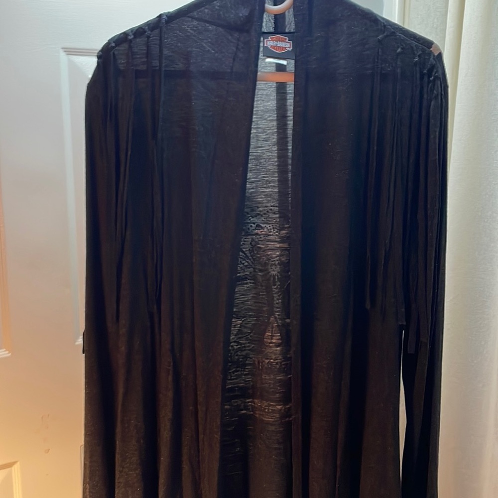 This is a beautiful cardigan size 1X to 2X gently used condition
